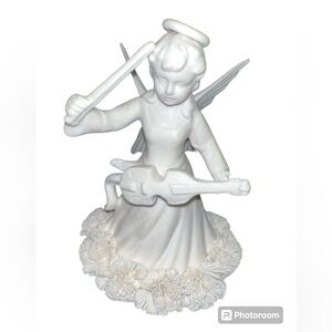 Lenwile China Ardalt Made In Japan  Musical Angel With Spaghetti Lace Violin
